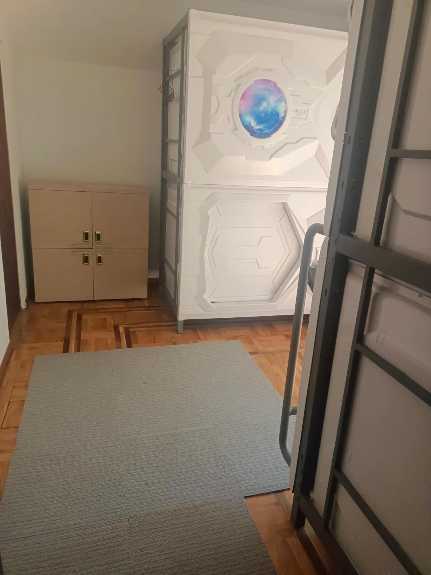 Panda Victor Space Capsule Hostel-Neo Nomad Belgrad Exterior foto